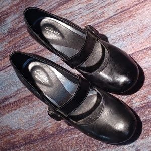 Clarks, "Artisan" black Mary Jane heels. Size 8 medium.
